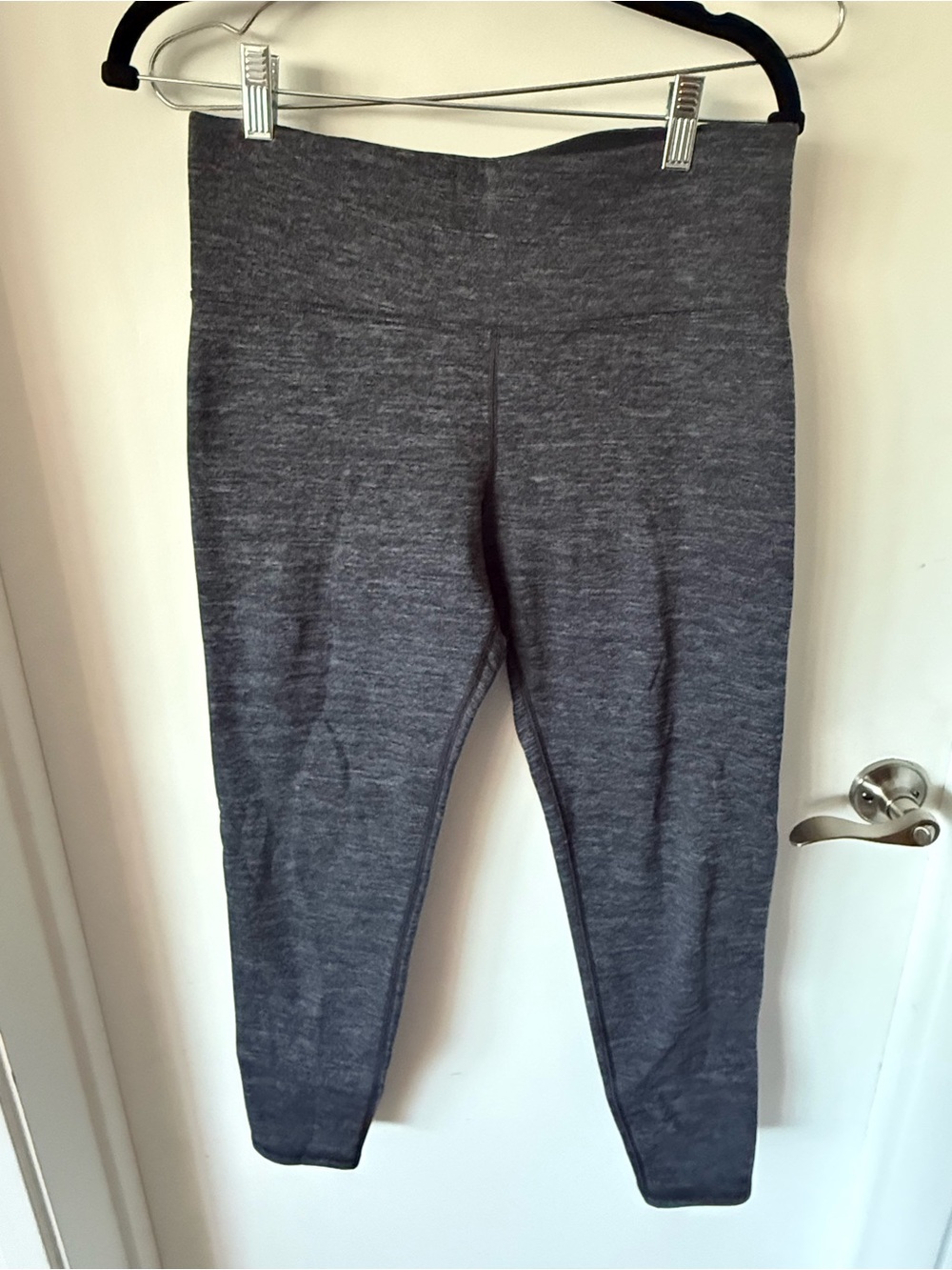 Athleta Charcoal Gray Altitude Tight Leggings